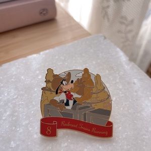 Disney 12 days of Christmas limited edition pin